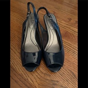 Life Stride Navy Slingbacks Size 7.5W